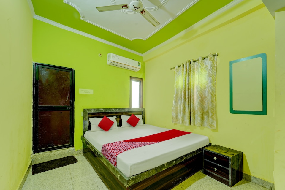 OYO Flagship Hotel RP 5, Kankarbagh Patna, Patna