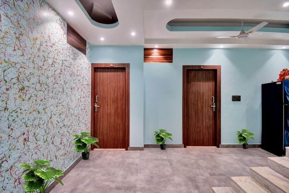 Hotel O Redwood Plaza, Rajarhat Kolkata, Kolkata