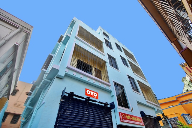 Hotel O Redwood Plaza