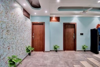 Hotel O Redwood Plaza