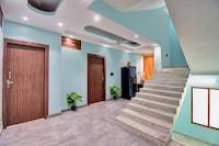 Hotel O Redwood Plaza