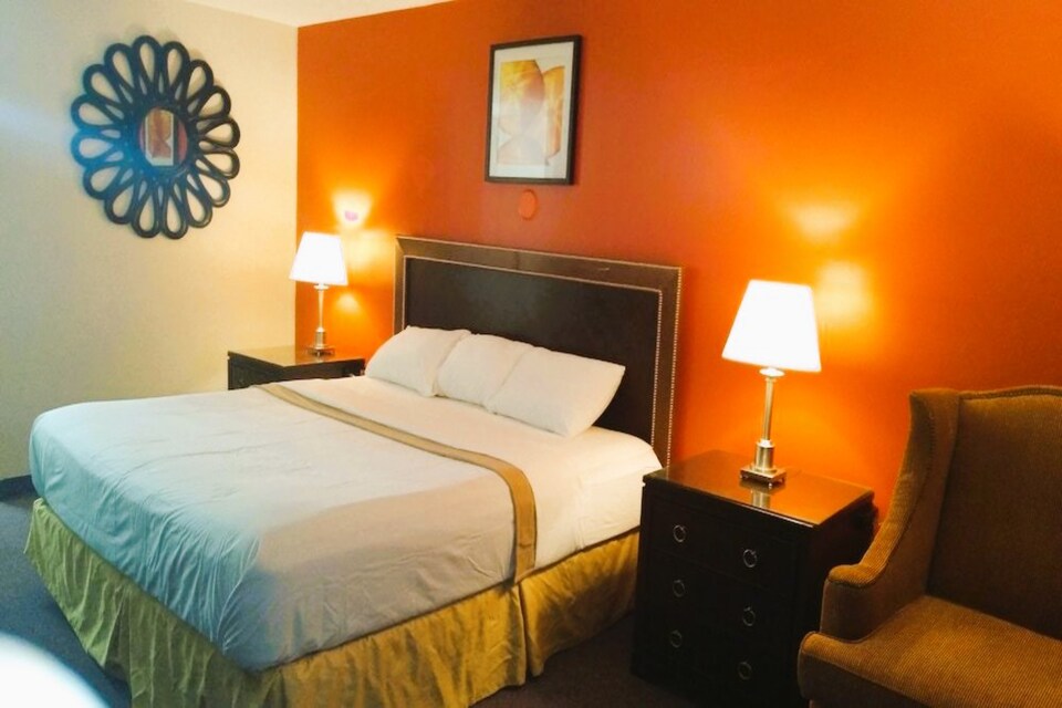 OYO Hotel McIntyre GA, US 441, Union City GA, Union City