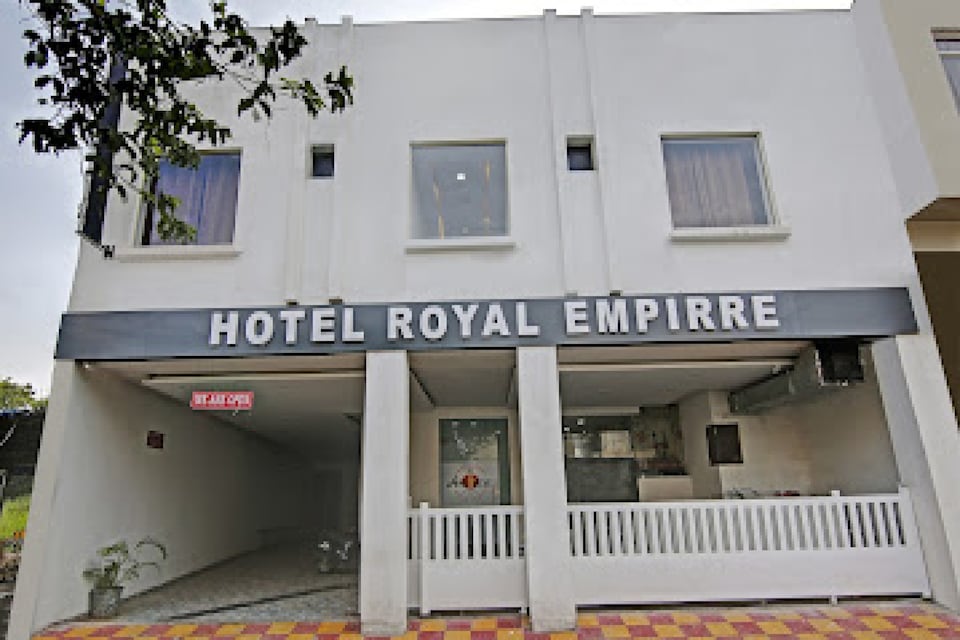 Collection O Royal Empire, Nayagaon Chandigarh, Chandigarh