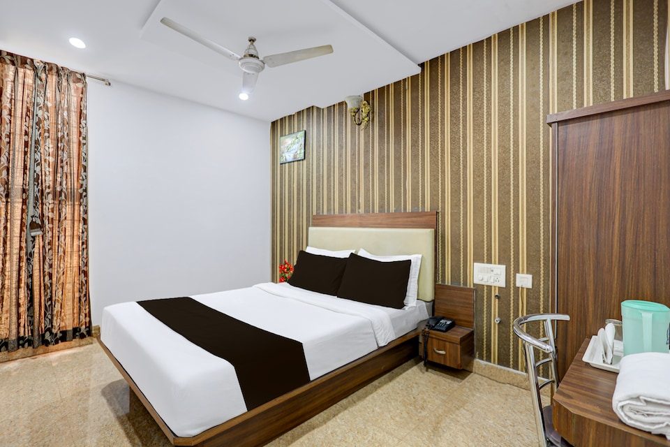 Super Collection O Mysuru St. Philomena Church Formerly BS International, Mysore City Center, Mysore