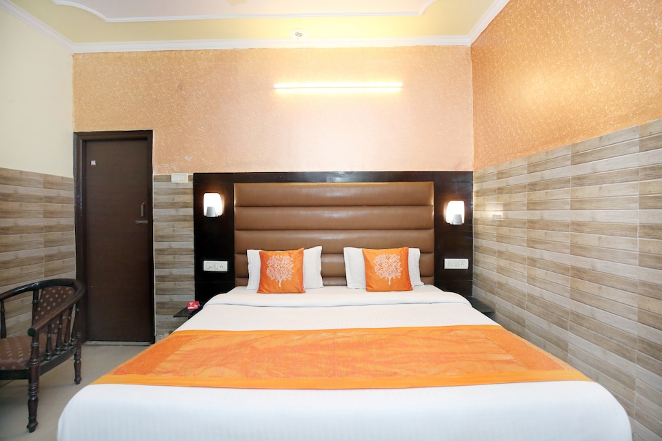 OYO 12155 Hotel Awdesh Inn  OYO Rooms Chandigarh  Book    1014 OYO