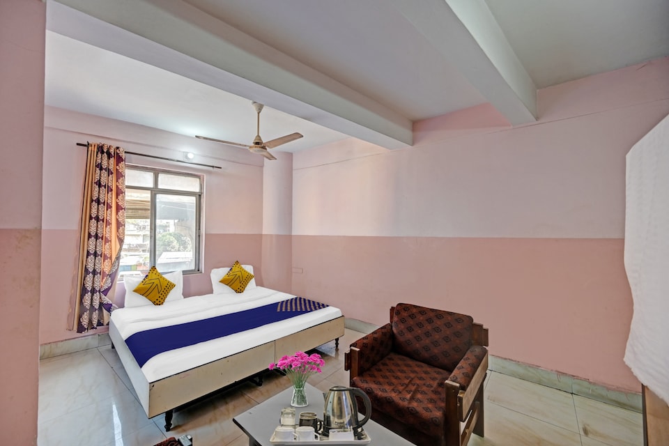 Flagship Hotel Highway Inn, VaniVihar Bhubaneswar, Bhubaneswar