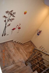 OYO The Royal Stay Greater Noida Near PVR Ansal Plaza Greater Noida