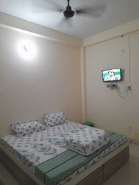 OYO Om Residency & Resturant