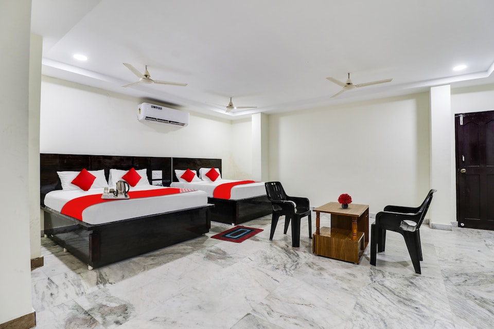 OYO Dharani Grand, Khammam Khammam, Khammam