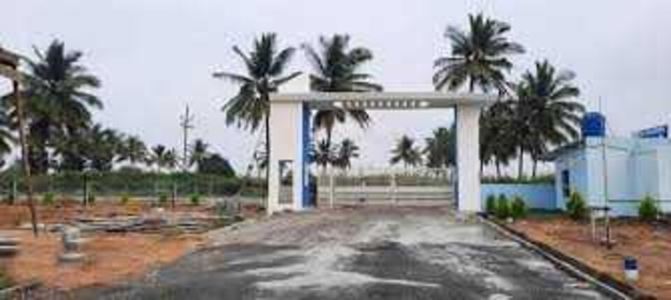 OYO The Ginger House Near Pvr Ansal Plaza Greater Noida, Greater Noida, Noida