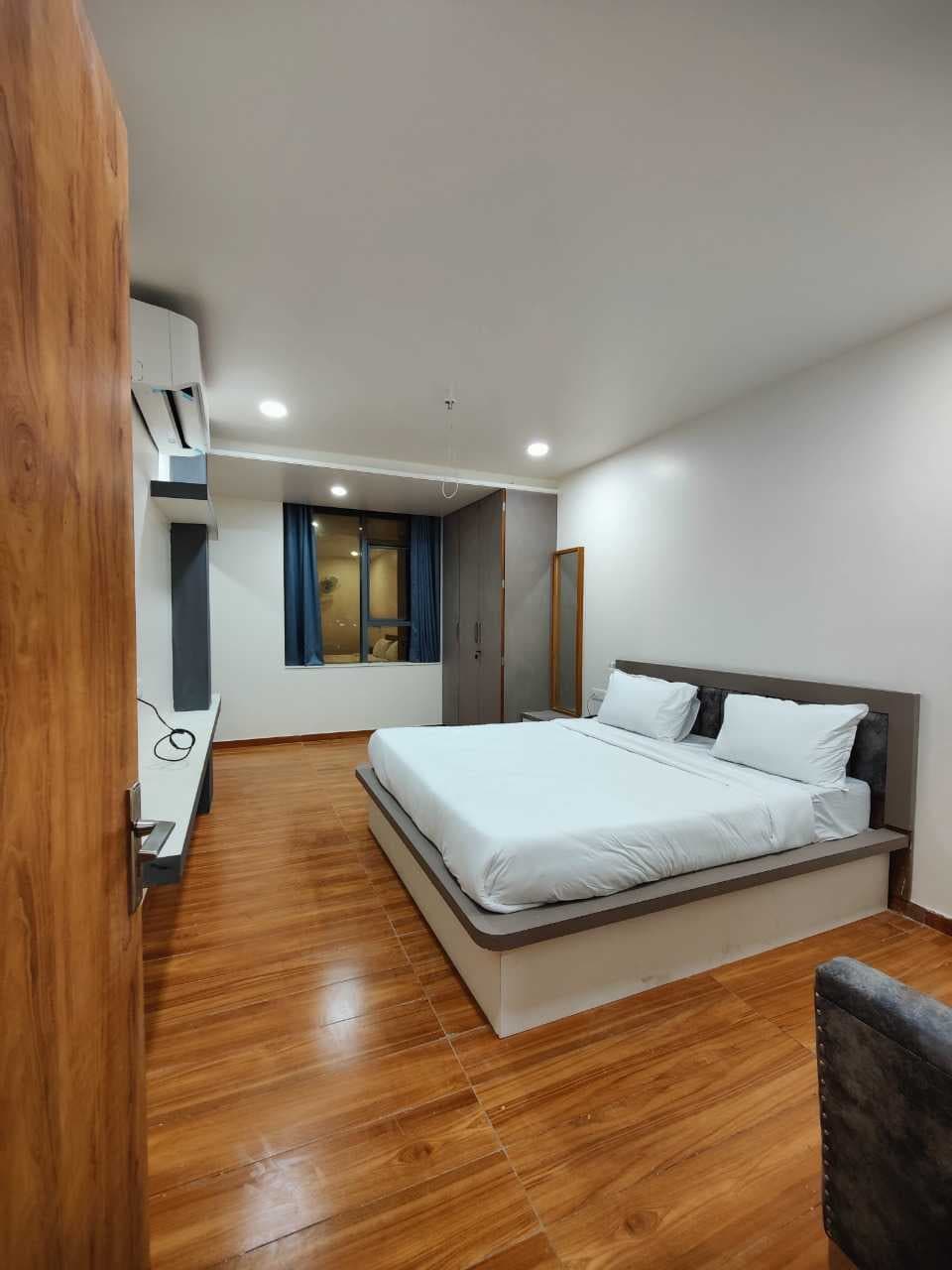 POP 700214 Hotel The Circle Townhouse, Railway Station Jaipur, Jaipur