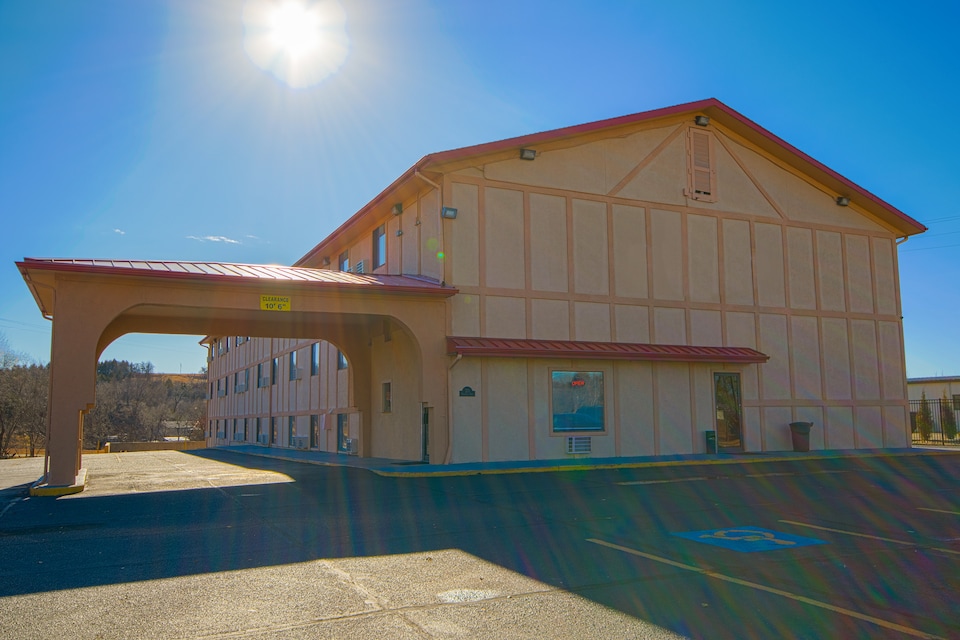 Love Hotels Junction City KS Near Fort Riley By OYO, C66441, Wichita KS