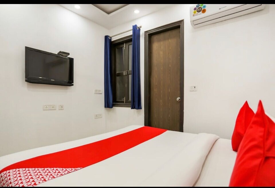POP Royal King Hotel Near Rithala Metro Station, Pitampura - Rohini Delhi, Delhi