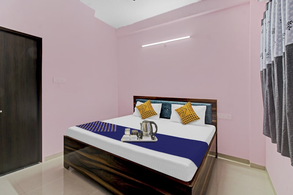 Hotel O Utkarsh Inn, Bus Stand Nagpur, Nagpur