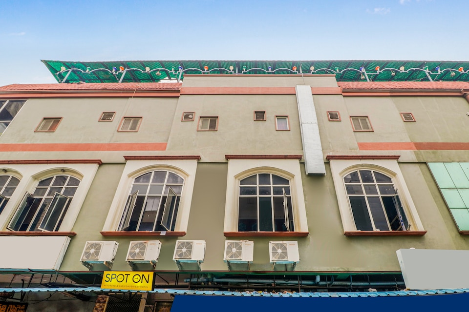 HOTEL O AMARAVATHI RESIDENCY Palnadu Bus Stand, Guntur, Guntur