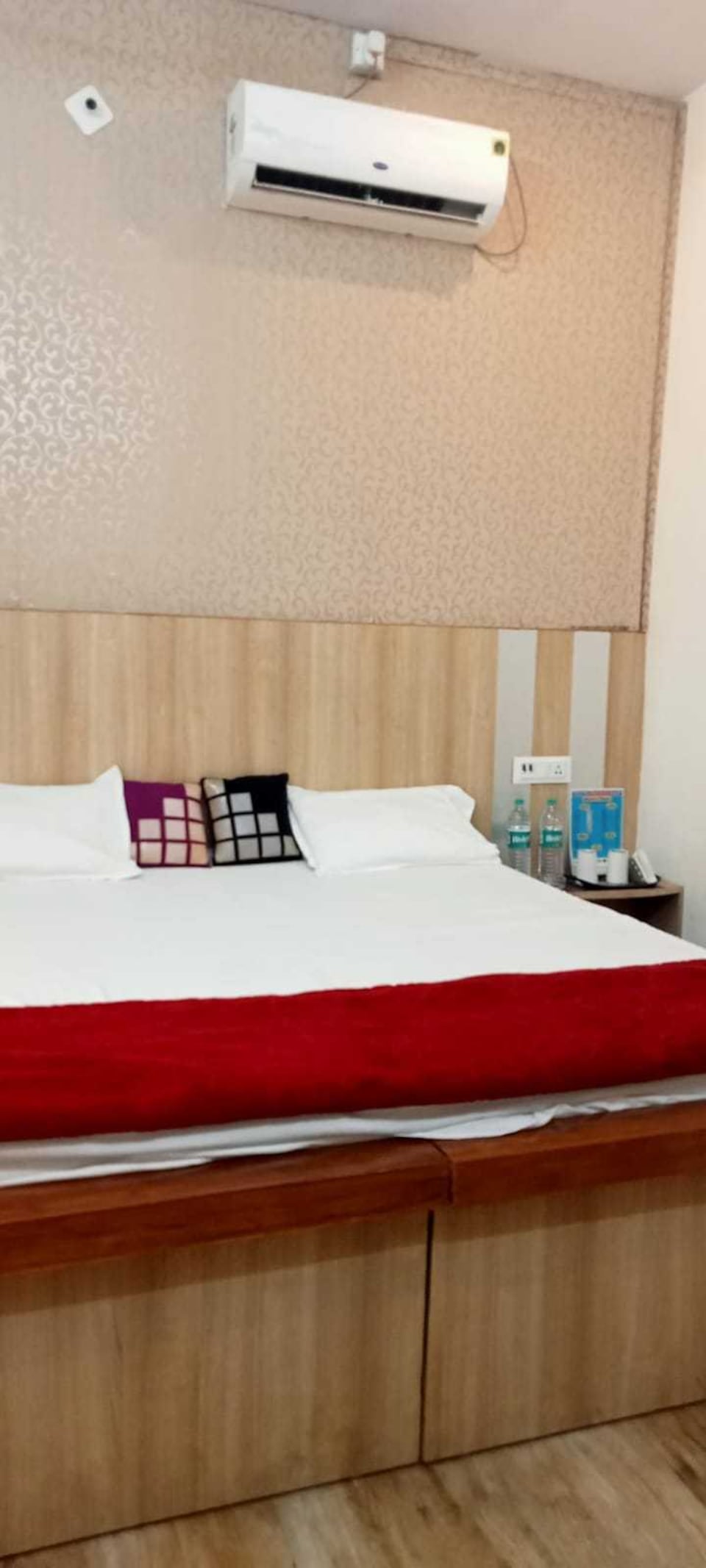 OYO Hotel Rajmahal, Aligarh, Aligarh