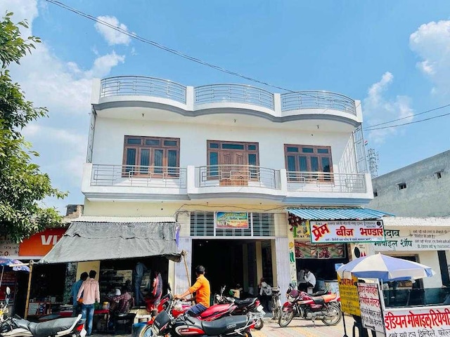 OYO Samrat Hotel Sahaswan
