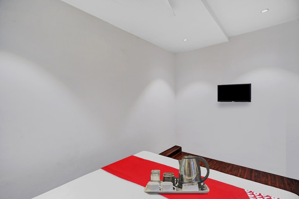 Hotel O Nidhivan Hotel And Rooms, Airport Surat, Surat
