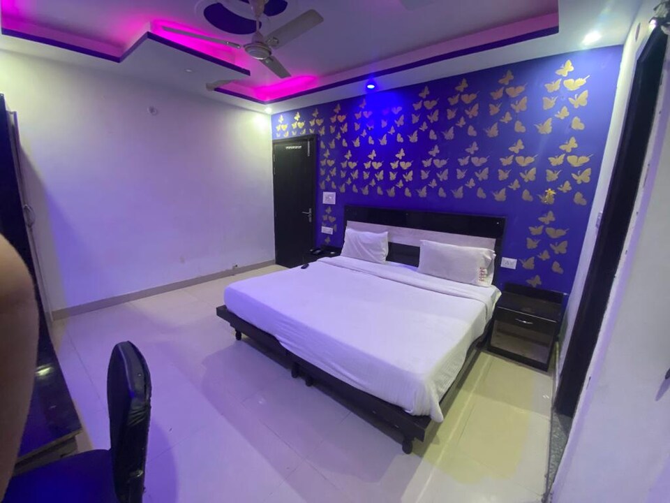 Flagship Bd Palace Near Dwarka Sector 9 Metro Station, Dwarka Delhi, Delhi