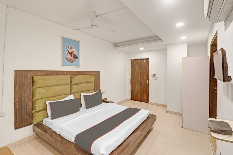 SEVEN HEAVEN, North Delhi, Delhi