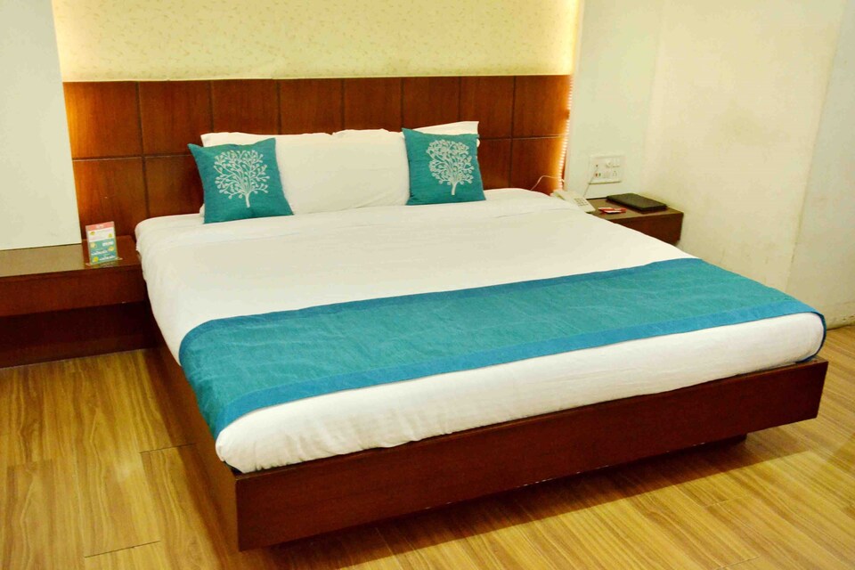 OYO 1543 Hotel Kanchan, MG Road Indore, Indore