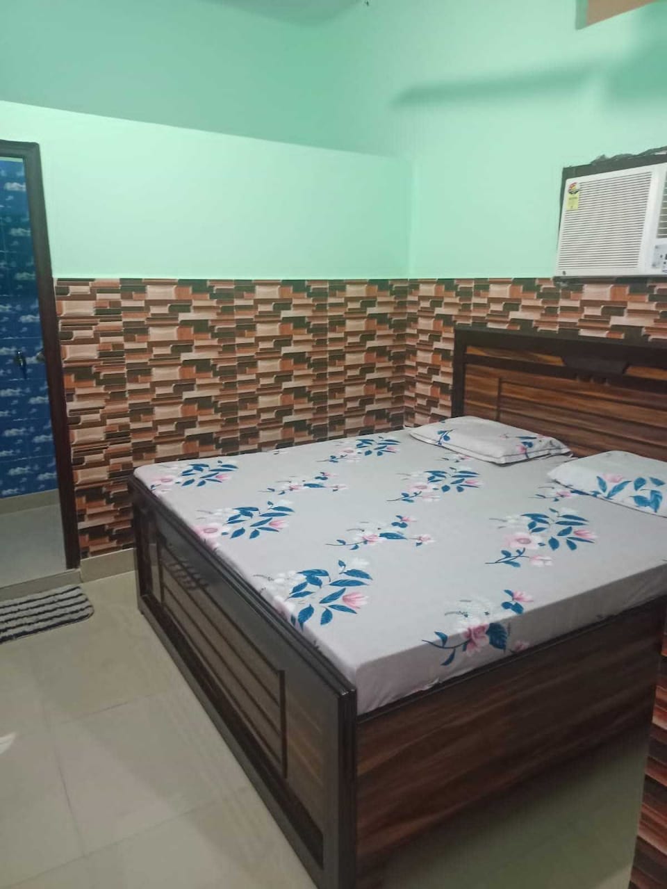 OYO Veeru Guest House, Gulaothi, Gulaothi