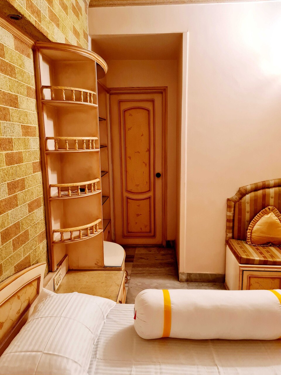 OYO HOME 700372 Abode Homestay Kolkata, Gariahat Kolkata, Kolkata