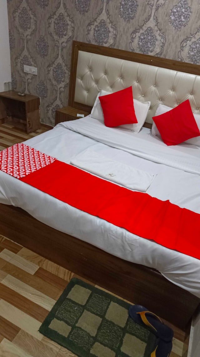 Flagship Hotel Kartar