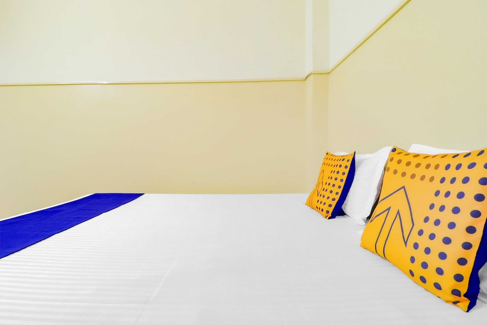 Hotel O Sameer Residency, South Chandigarh, Chandigarh