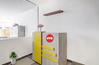 Hotel O by OYO Night Eye