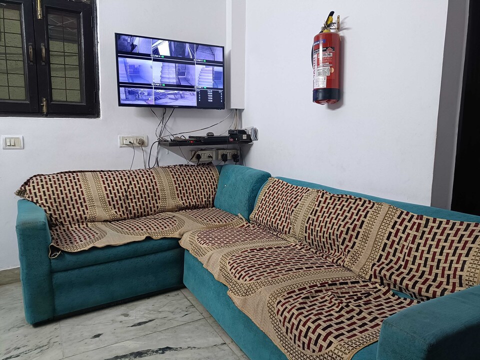 Live on DEL5513, Saket Delhi, Delhi