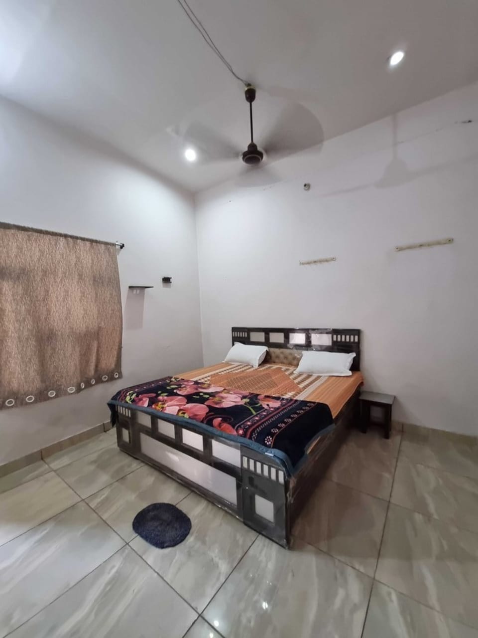 OYO 700482 GANESH VATIKA , Banke Bihari Mandir Vrindavan, Vrindavan