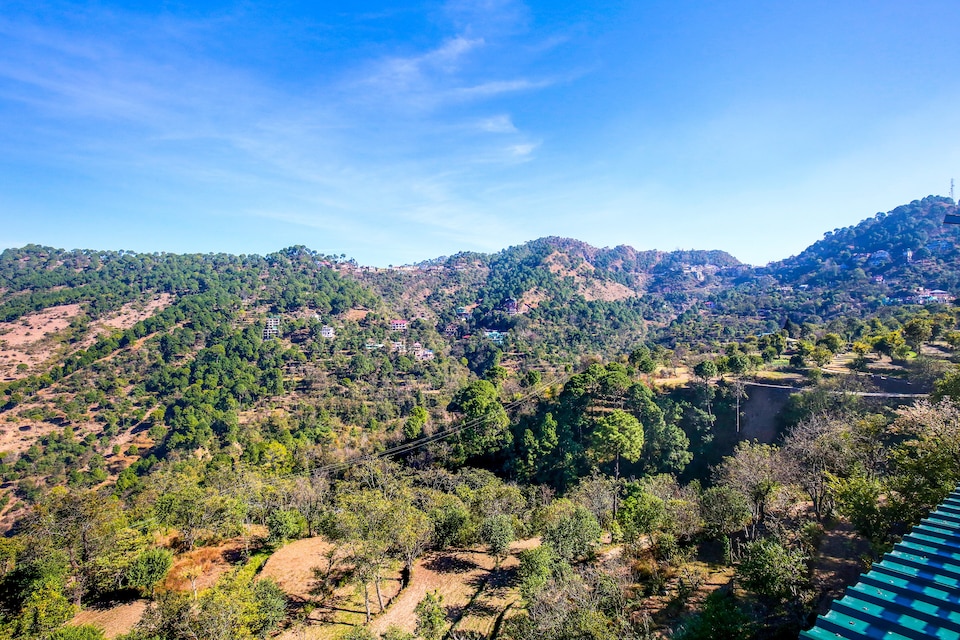 OYO Home 12185 Wayside Villa 3BHK, Kasauli, Kasauli