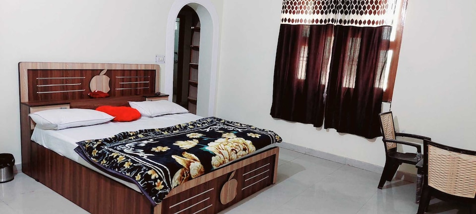 OYO Raja Hotel, Narnaul City, Narnaul