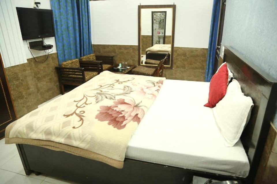 Flagship 700492 Hotel Diamond Palace, Central Chandigarh, Chandigarh