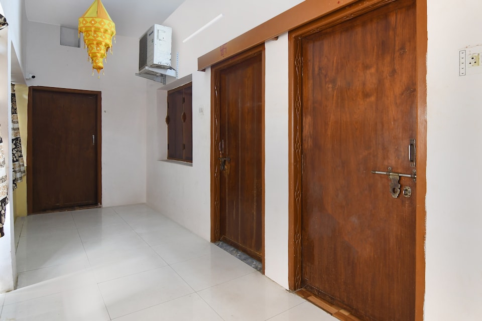 Hotel O Garlic Garden , Railway Station Bhubneshwar, Bhubaneswar