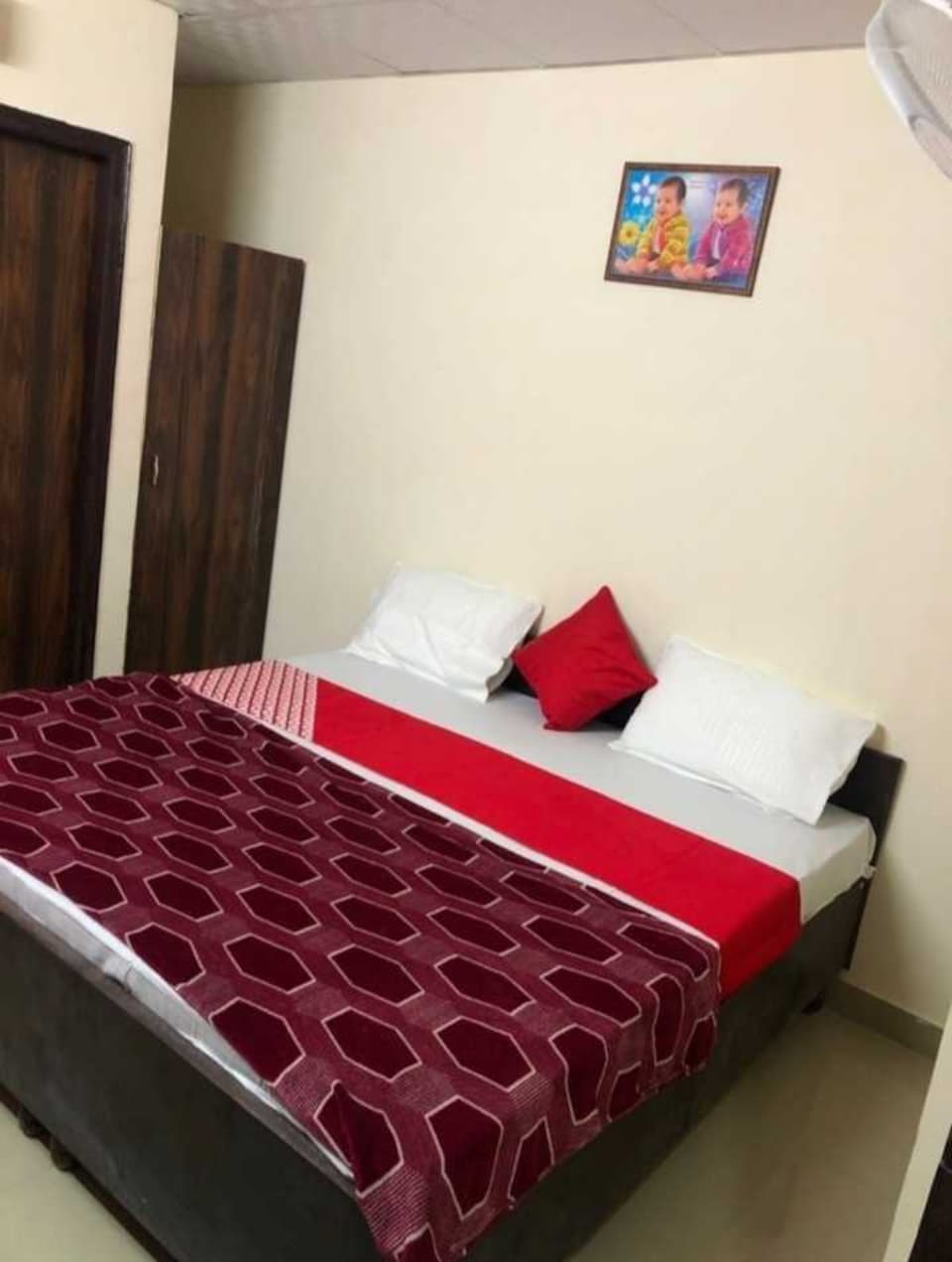 OYO 700558 Hotel Green Rooms, Faridabad, Faridabad
