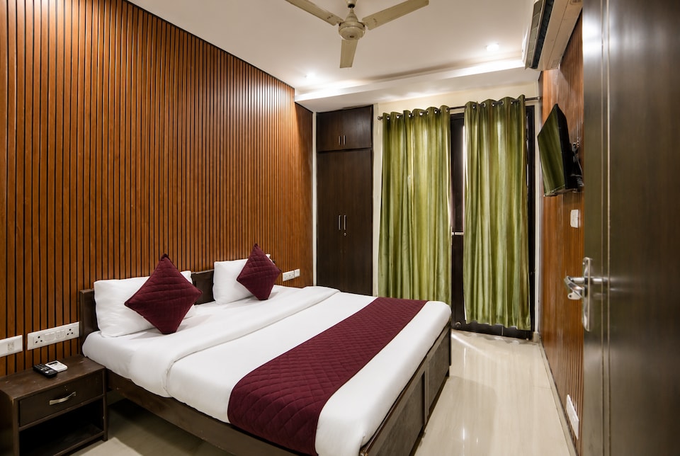 Hotel O Mahadev Guest House, Medanta, Gurgaon