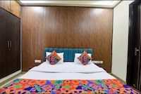Hotel O Mahadev Guest House