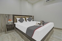 Townhouse 1145 Hotel Lakhdatar