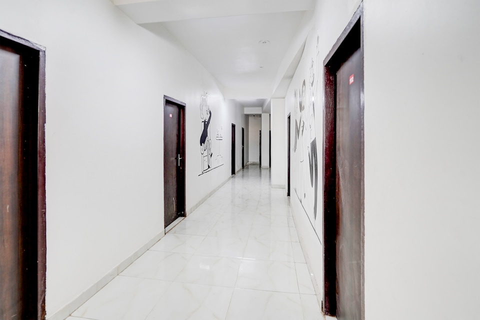 Hotel O Chaudhary Guest House, Faridabad, Faridabad