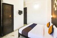 SPOT ON Namaste Guest House