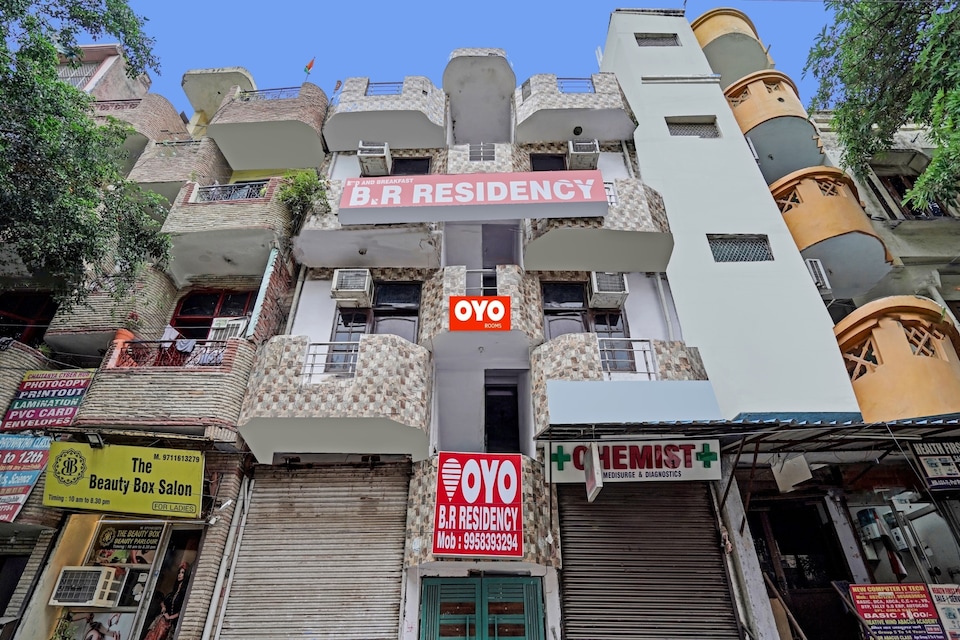 Live on DEL5975 , Okhla Jasola Delhi, Delhi