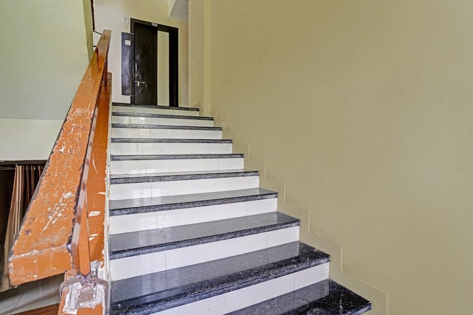 SPOT ON 700702 Hotel Sai Shriyash, Shirdi, Shirdi