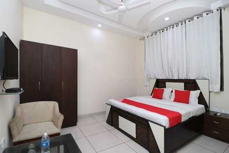 POP Khyati Residency, Noida City, Noida