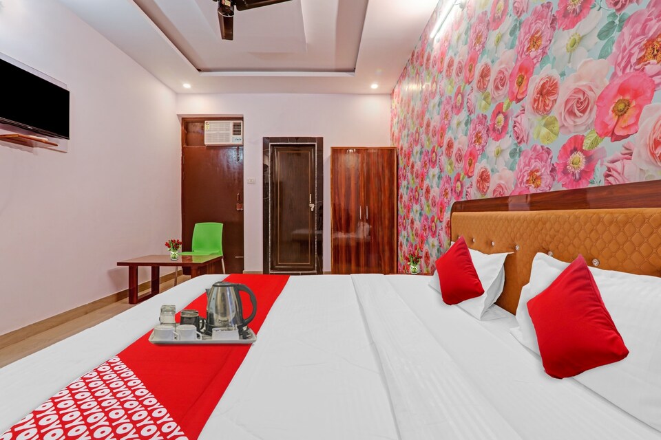 Flagship 700729 The Holiday Inn, Gomti Nagar Lucknow, Lucknow