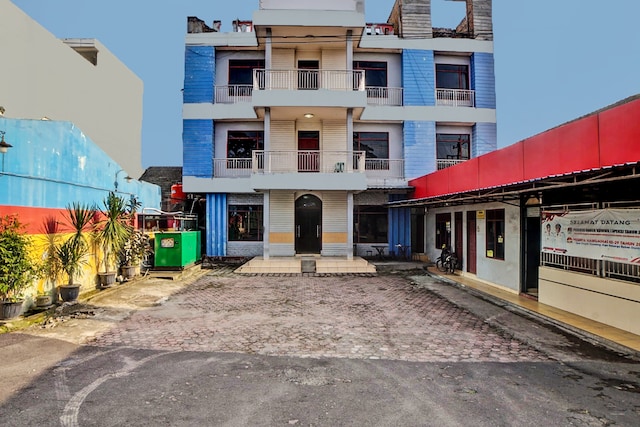 Hotel O Serena Anggrek