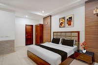 Super Townhouse by OYO Zirakpur Bus Stand Formerly Hotel Citi Inn