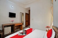 Flagship Imperial Residency Near Kingdom Of Dreams