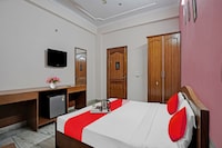 Flagship Imperial Residency Near Kingdom Of Dreams